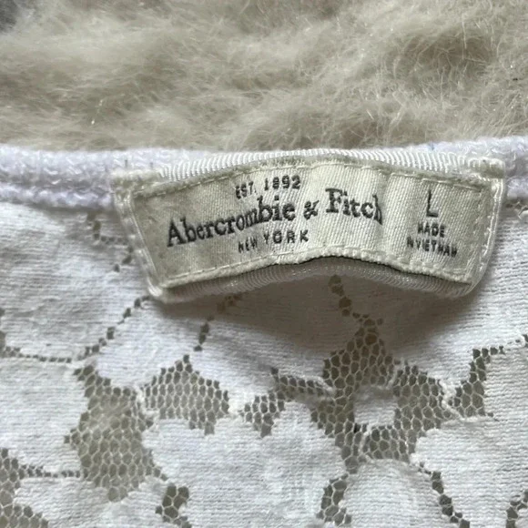 🔥4/$20 Abercrombie & Fitch Lace  Top​ - Picture 3 of 15